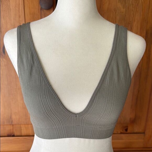 Pink Women's Olive Ribbed Bralette.  Size small - Picture 1 of 5